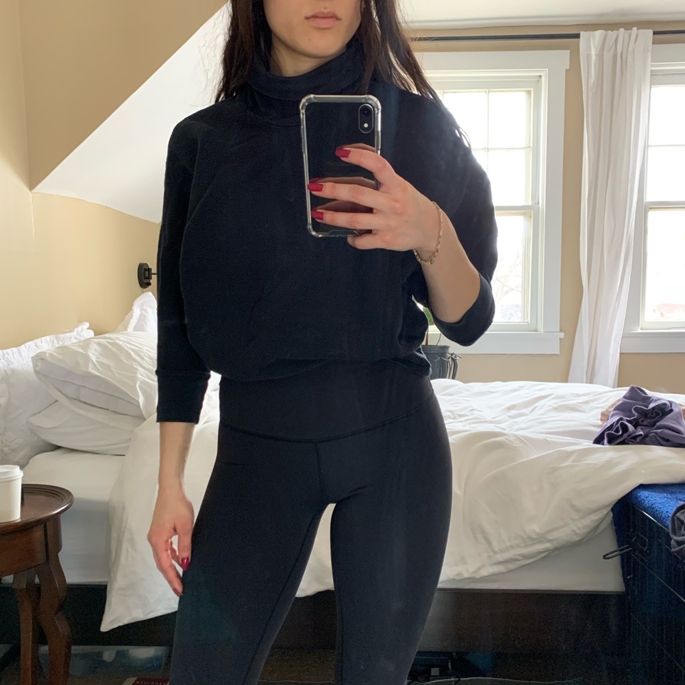 Anthropologie turtleneck lounge sweatshirt